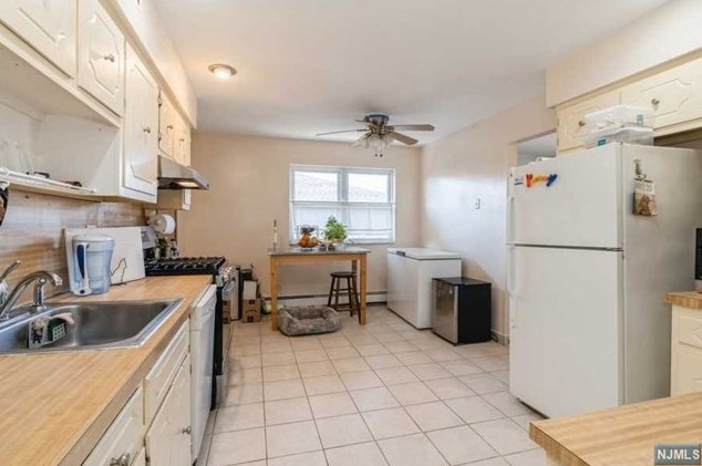 17 Short St, West Fort Lee NJ 07024-4013 exterior