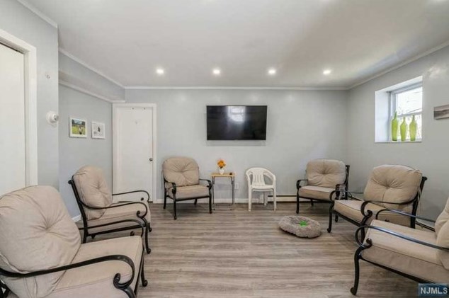 17 Short St, West Fort Lee NJ 07024-4013 exterior