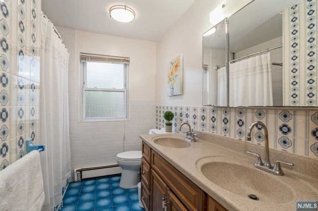 17 Short St, West Fort Lee NJ 07024-4013 exterior