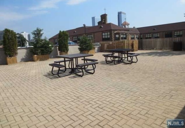 1590 Anderson Ave, West Fort Lee NJ  07024-2702 exterior