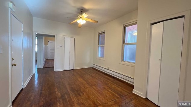 45 Park Ave, Newark NJ  07104-1043 exterior