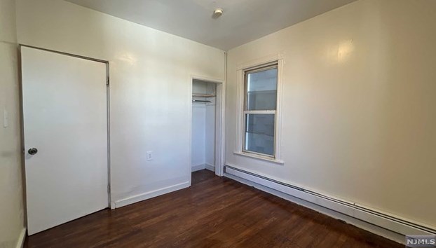 45 Park Ave, Newark NJ  07104-1043 exterior