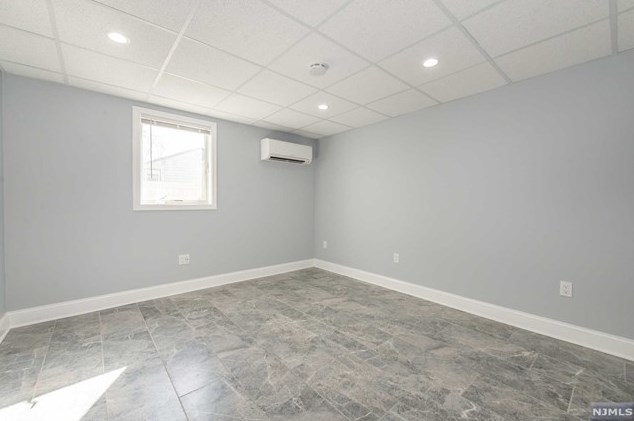 84 Donald Pl, Waldwick NJ  07463-2305 exterior