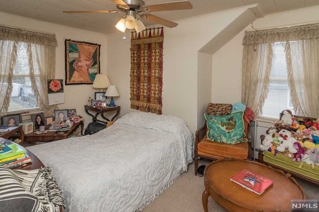 39 Rea Ave, Midland Pk NJ 07432-1930 exterior