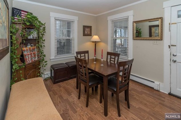 39 Rea Ave, Midland Pk NJ 07432-1930 exterior