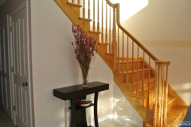 170 Rowland Ave, Clifton NJ  07012-1115 exterior