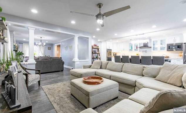 118 Washington Ave, Rutherford NJ  07070-1509 exterior