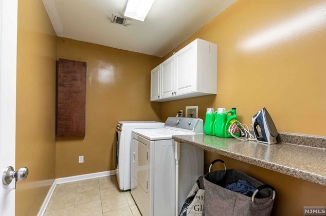 118 Washington Ave, Rutherford NJ  07070-1509 exterior