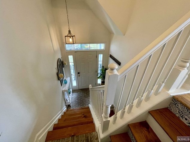 140 George Russell Way, Clifton NJ  07013-2678 exterior