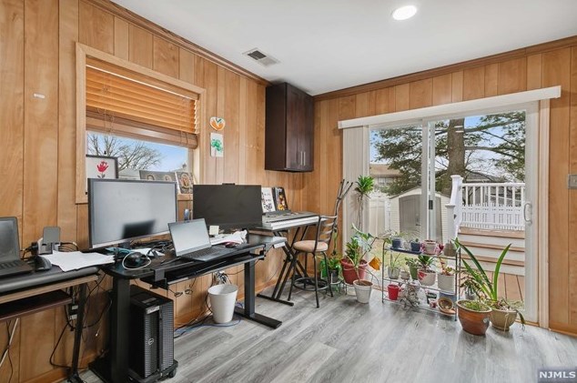 397 Feronia Way, Rutherford NJ  07070-2853 exterior