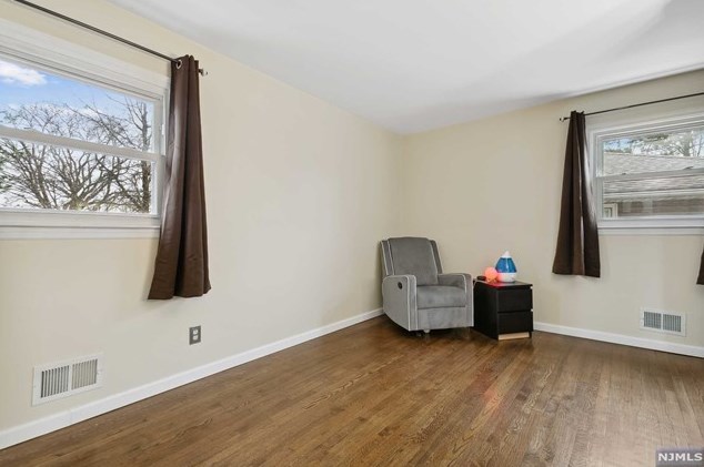 397 Feronia Way, Rutherford NJ  07070-2853 exterior