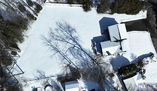 96 Greenbrook Pl, Park Ridge NJ  07656-1846 exterior