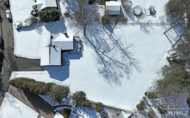 96 Greenbrook Pl, Park Ridge NJ  07656-1846 exterior