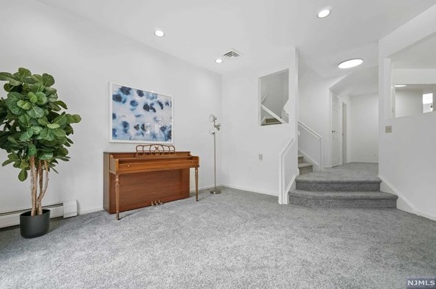 461 Tenafly Rd, Englewood NJ  07631-1785 exterior