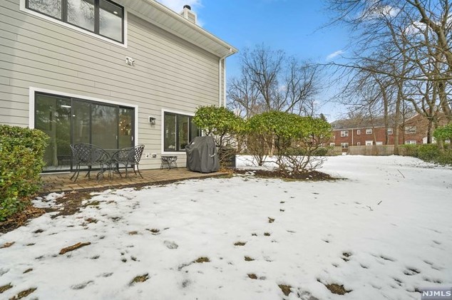 461 Tenafly Rd, Englewood NJ  07631-1785 exterior