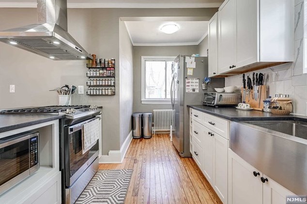 198 Elder Ave, Bergenfield NJ  07621-1112 exterior