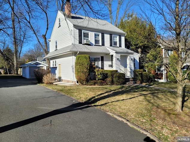 101 Columbus Dr, Tenafly NJ  07670-1636 exterior