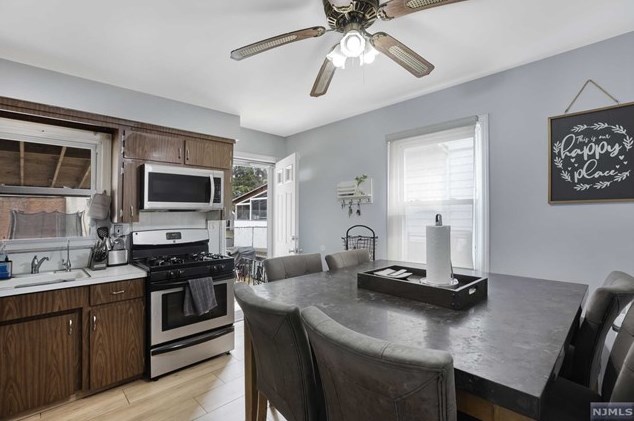 71 Charlton Ave, Lodi NJ  07644-3347 exterior