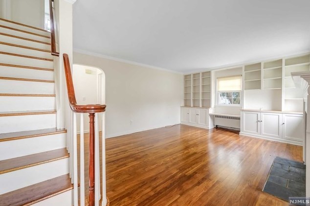 20 Windsor Rd, Tenafly NJ  07670-2614 exterior
