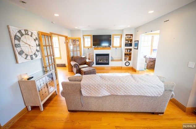 175 Jackson Ave, Rutherford NJ  07070-1813 exterior