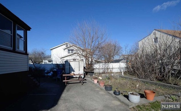 126 Trenton Ave, Paterson NJ  07513-1162 exterior