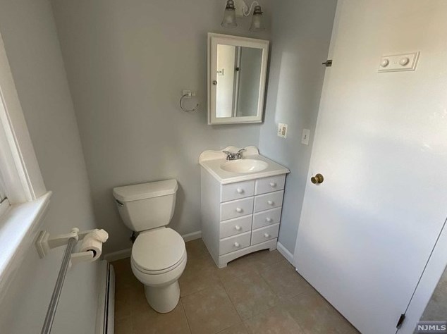 613 2 Ave, Lyndhurst NJ 07071-1219 exterior