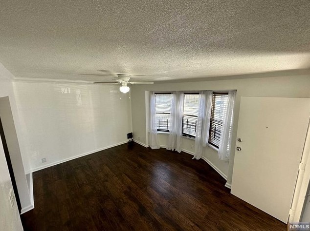 20 Highland Ave, Newark NJ  07104-1107 exterior