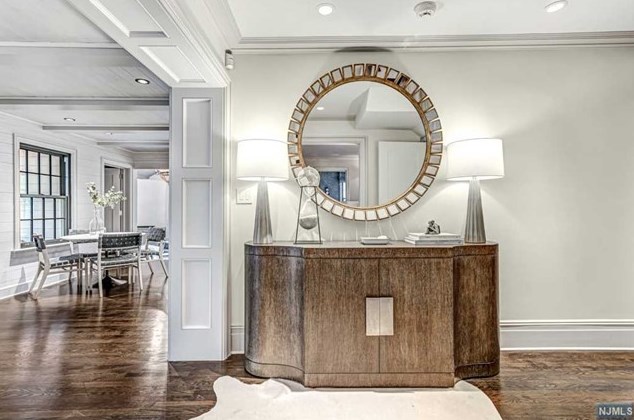 1 Grandview Ter, Tenafly NJ  07670-1120 exterior