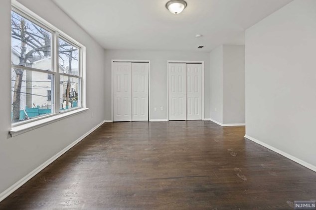 234 4 St, Newark NJ 07107-2215 exterior