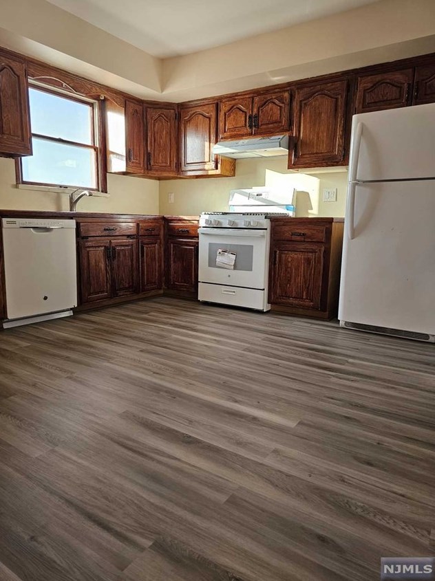 50 Franklin Pl, Rutherford NJ  07070-1753 exterior