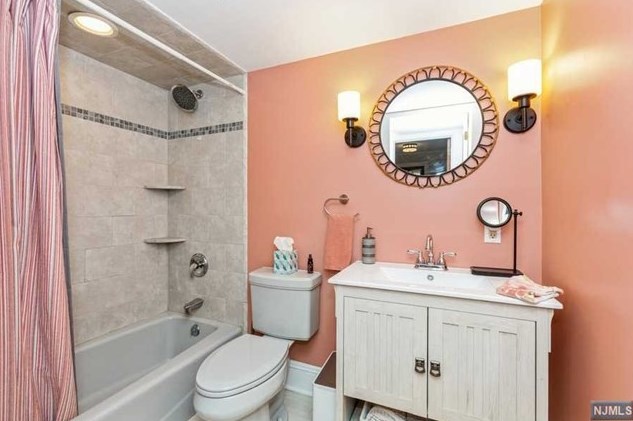 1032 Kipling Rd, Elizabeth NJ 07208-1039 exterior