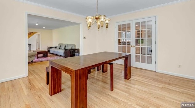 14 Greenbrook Rd, West Caldwell NJ  07006-4320 exterior