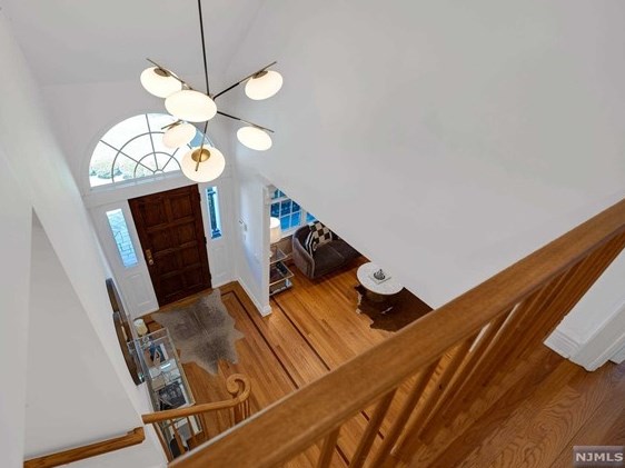 92 Downey Dr, Tenafly NJ  07670-3004 exterior