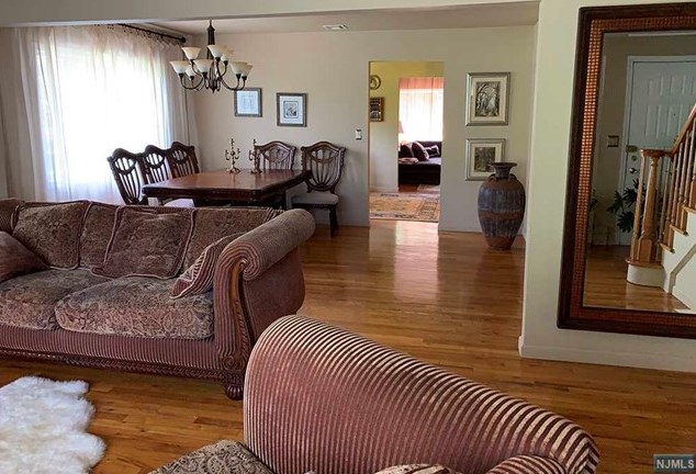 126 Hawthorne Ave, Park Ridge NJ  07656-1276 exterior