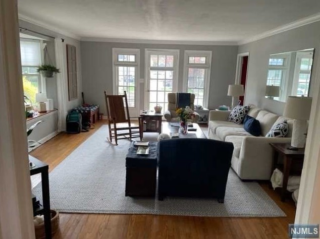 116 2nd Ave, Westwood NJ  07675-2103 exterior