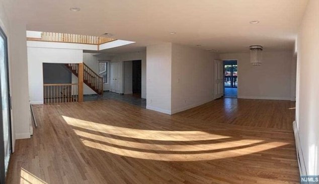 255 Harmon Ave, West Fort Lee NJ  07024-5264 exterior