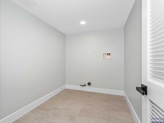148 Grove St, Elmwood Park NJ  07407-2209 exterior