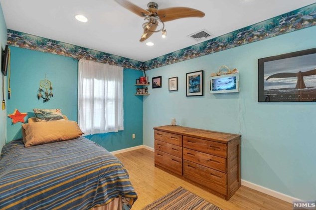 78 Oak Ave, Park Ridge NJ 07656-1311 exterior