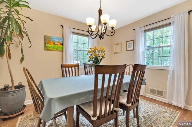 78 Oak Ave, Park Ridge NJ 07656-1311 exterior