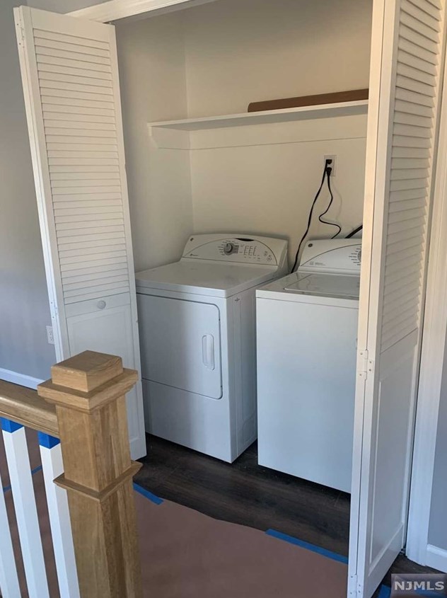 11 13 Ave, Elmwood Park NJ  07407-3501 exterior