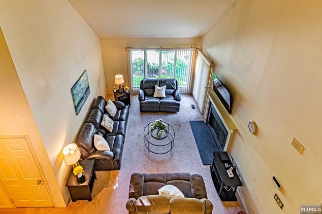 68 Easedale Rd, Wayne NJ  07470-2486 exterior