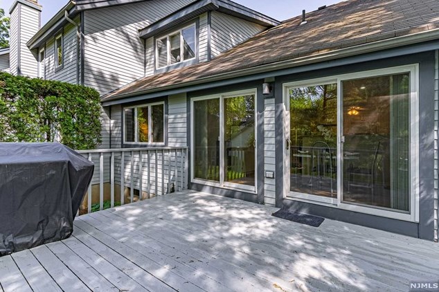 68 Easedale Rd, Wayne NJ  07470-2486 exterior