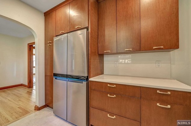 2157 Mackay Ave, West Fort Lee NJ  07024-5006 exterior