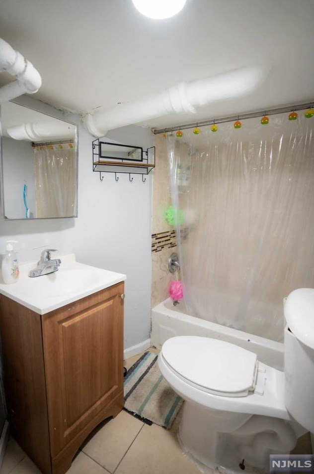 255 16th St, Paterson NJ exterior