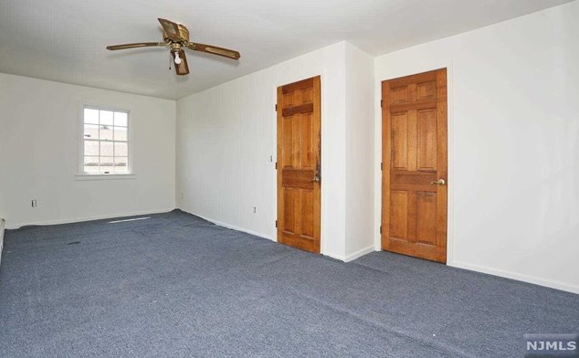 173 Orchard St, Elmwood Park NJ  07407-2213 exterior
