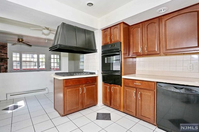 173 Orchard St, Elmwood Park NJ  07407-2213 exterior