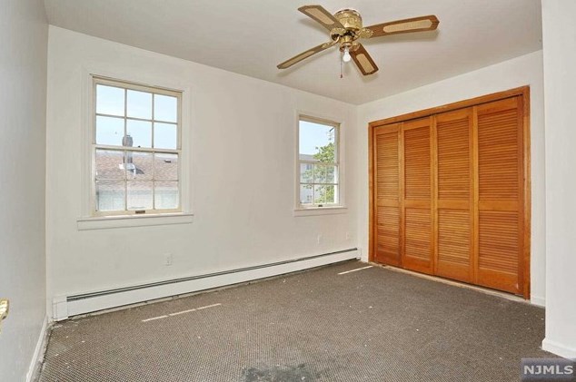 173 Orchard St, Elmwood Park NJ  07407-2213 exterior