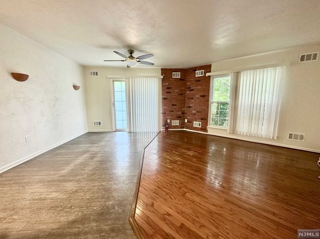 951 Westgate Dr, West Fort Lee NJ  07024-2162 exterior