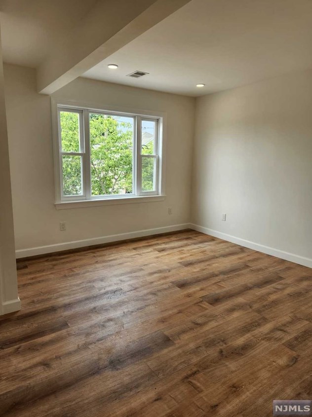 83 Home Pl, Lodi NJ  07644-1513 exterior