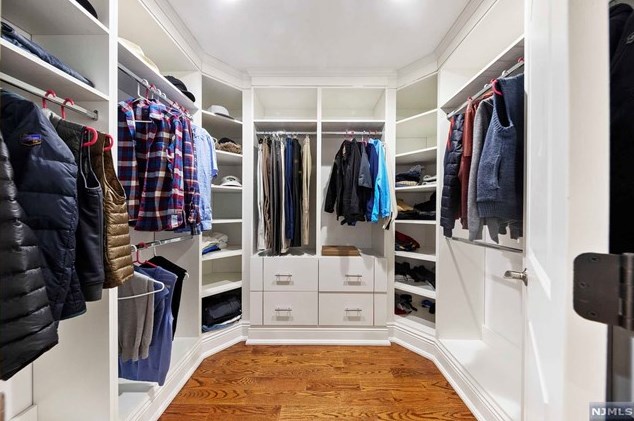 1107 Harvard Pl, West Fort Lee NJ  07024-1627 exterior